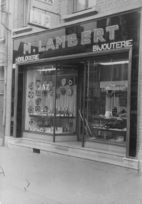 Photo de la façade de la bijouterie en 1960, créateur bijoux lillois.